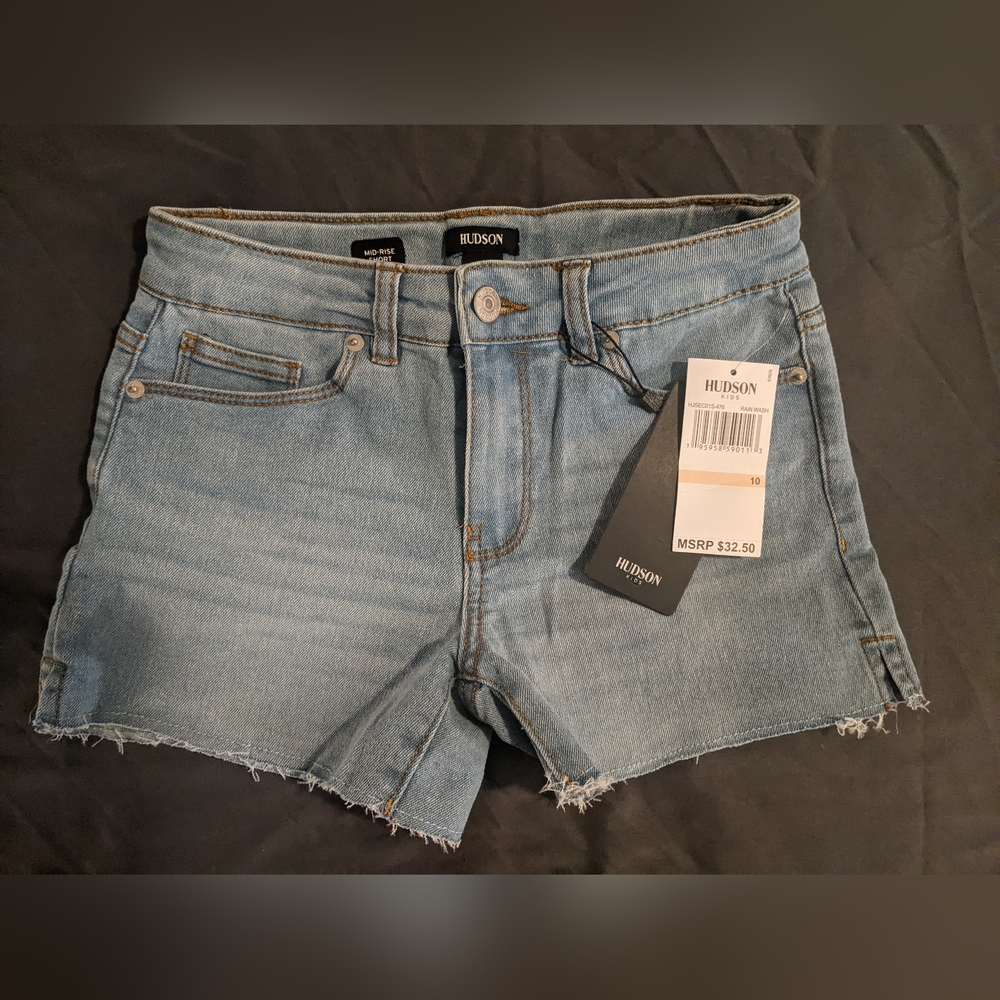 Girls size 10 shorts *NWT*